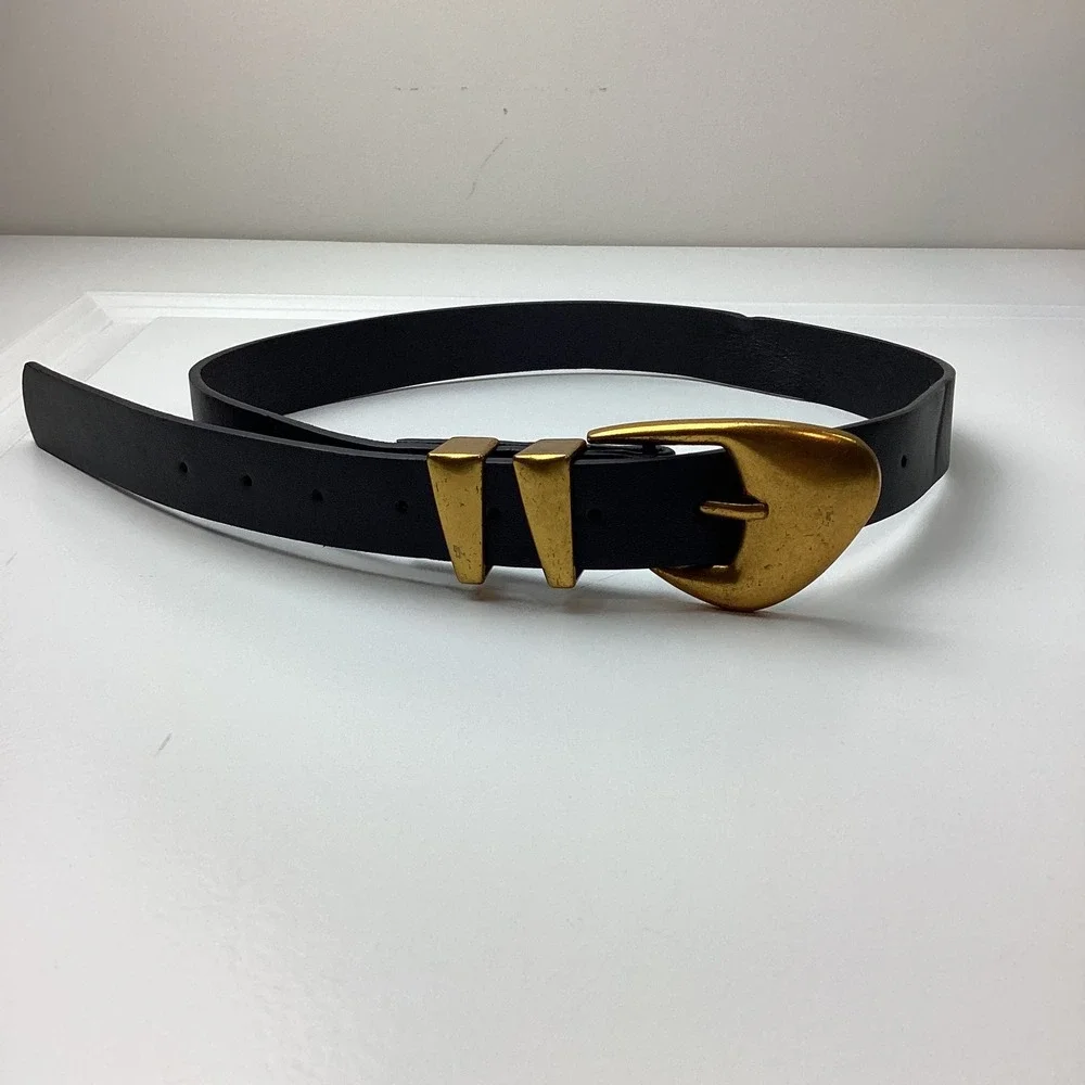 Vintage LeBelt Gold Sculptural Buckle Dual Keepers unusual 80's SM/XS 0088
